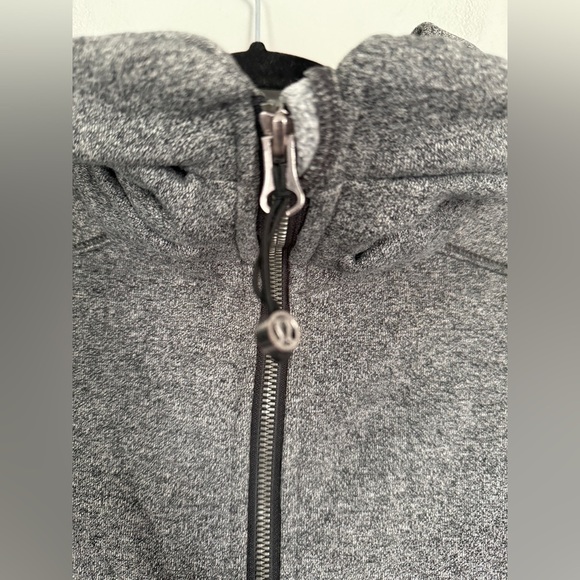 Lululemon Hug it Out Jacket - Picture 4 of 8